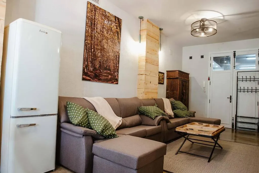 Apartment For 6 With Pool, Garden, Climbing Area Malgrat de Mar Spain